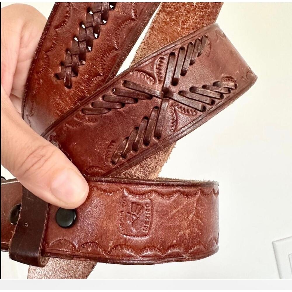 Vintage carved  Leather Belt 42 embellished mexican Boho woven western cognac - Picture 5 of 7